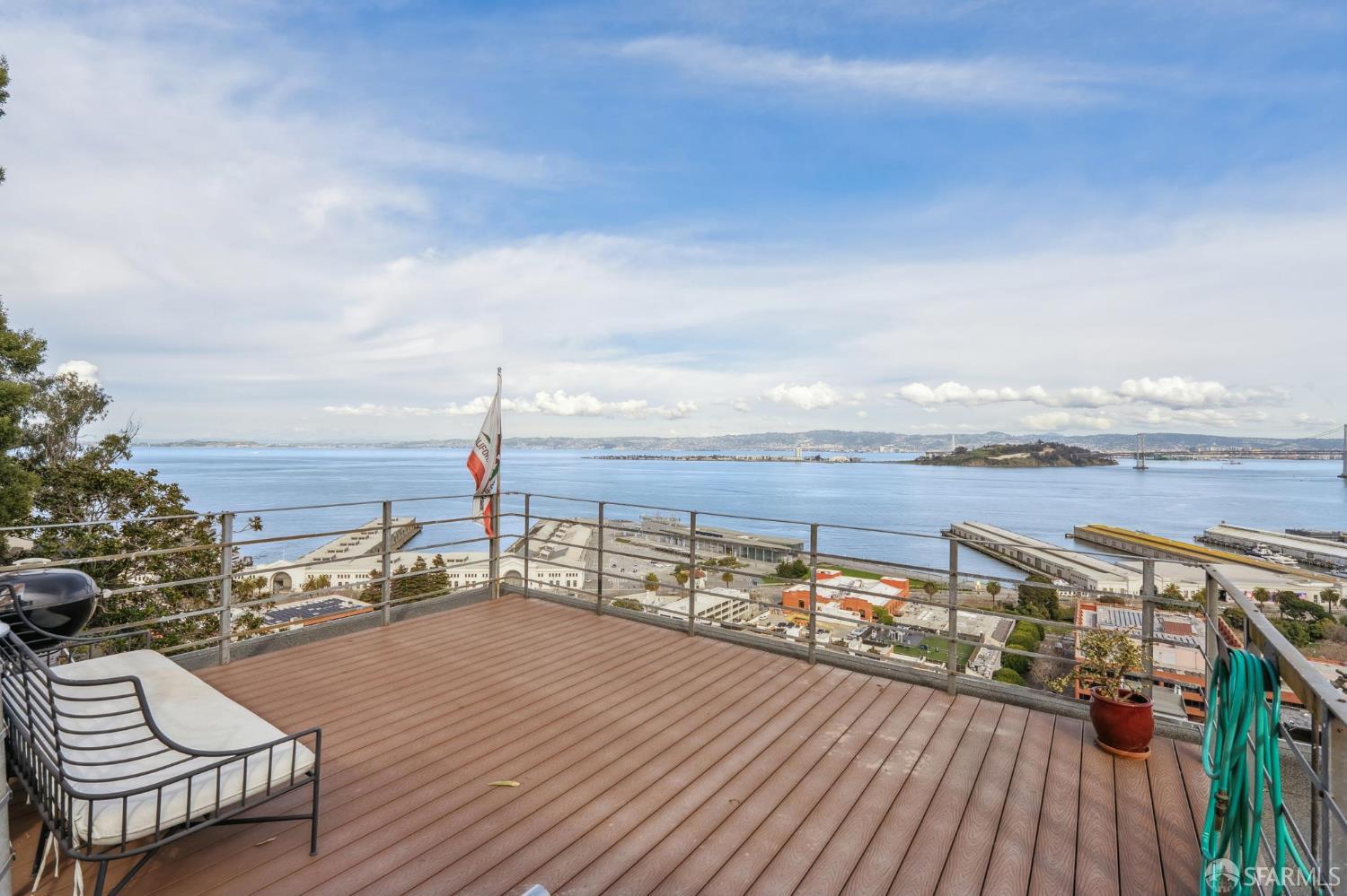 Detail Gallery Image 35 of 47 For 333 Greenwich St #3,  San Francisco,  CA 94133 - 2 Beds | 2 Baths