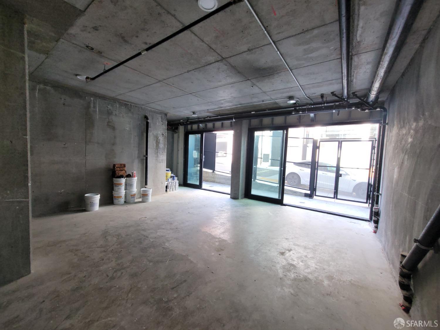 Detail Gallery Image 10 of 11 For 151 Fern St, San Francisco,  CA 94109 - – Beds | – Baths