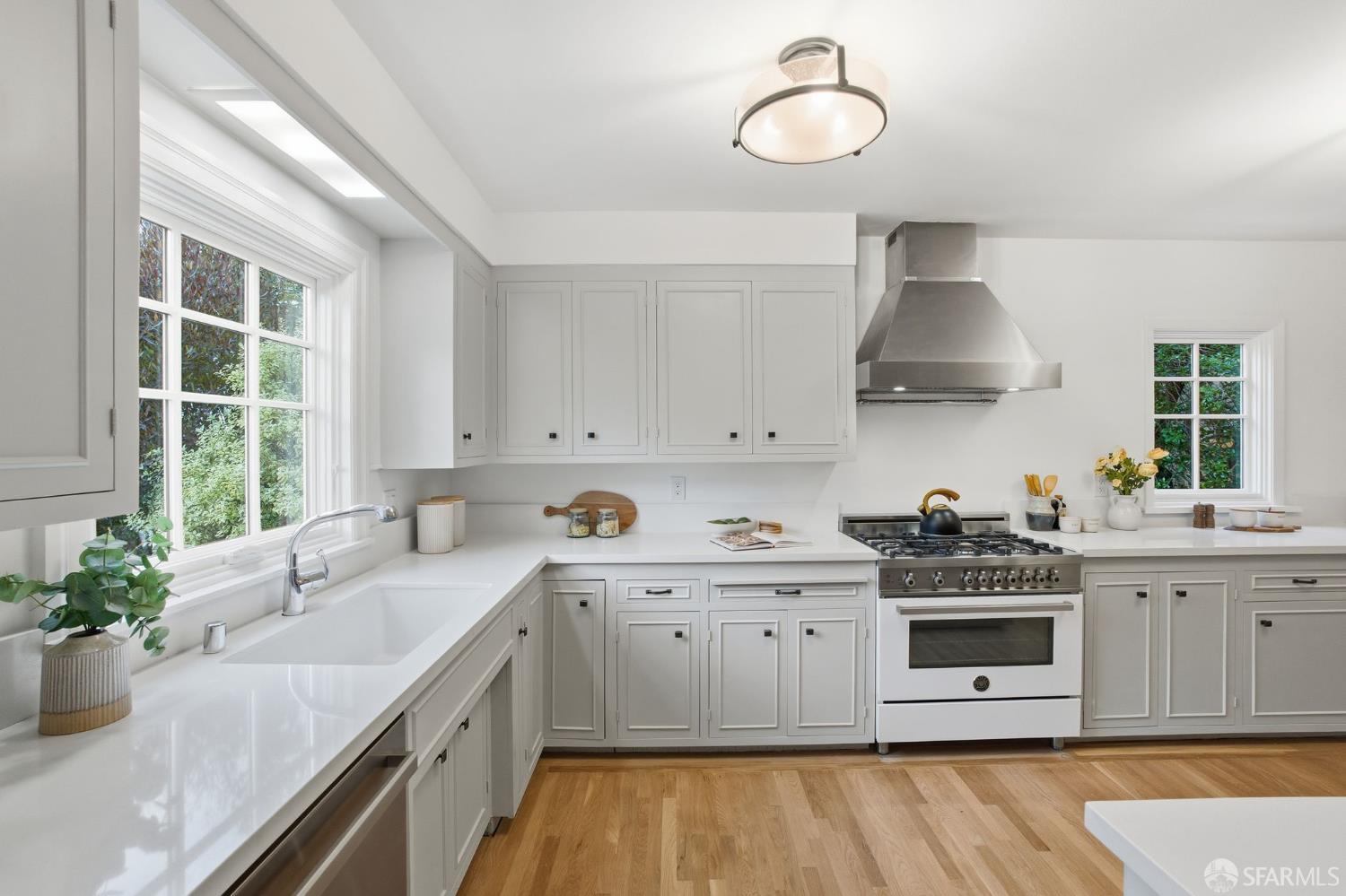 214 Santa Clara Avenue, San Francisco, CA, 94127