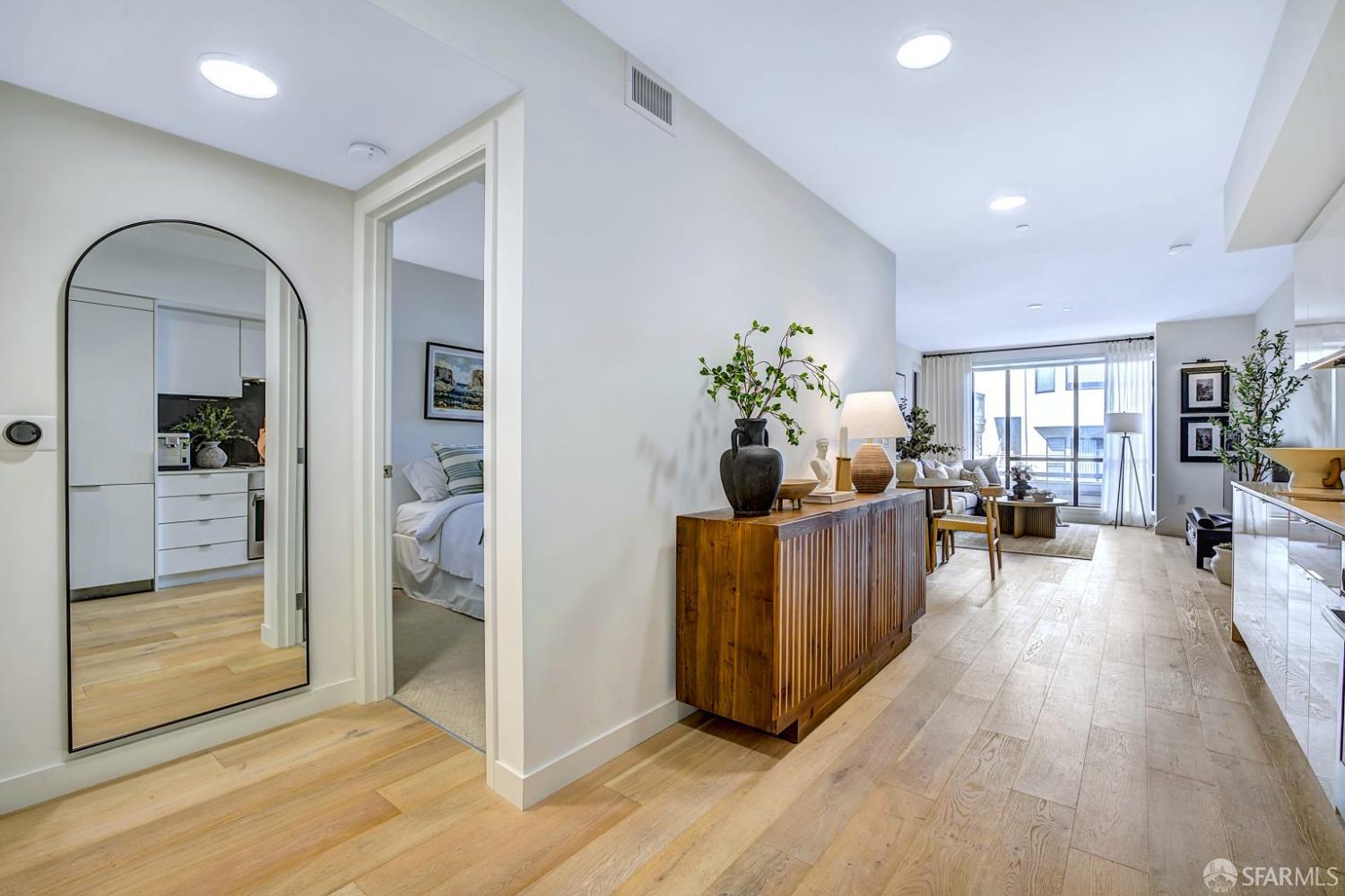 Detail Gallery Image 7 of 73 For 99 Rausch St #214,  San Francisco,  CA 94103 - 2 Beds | 2 Baths