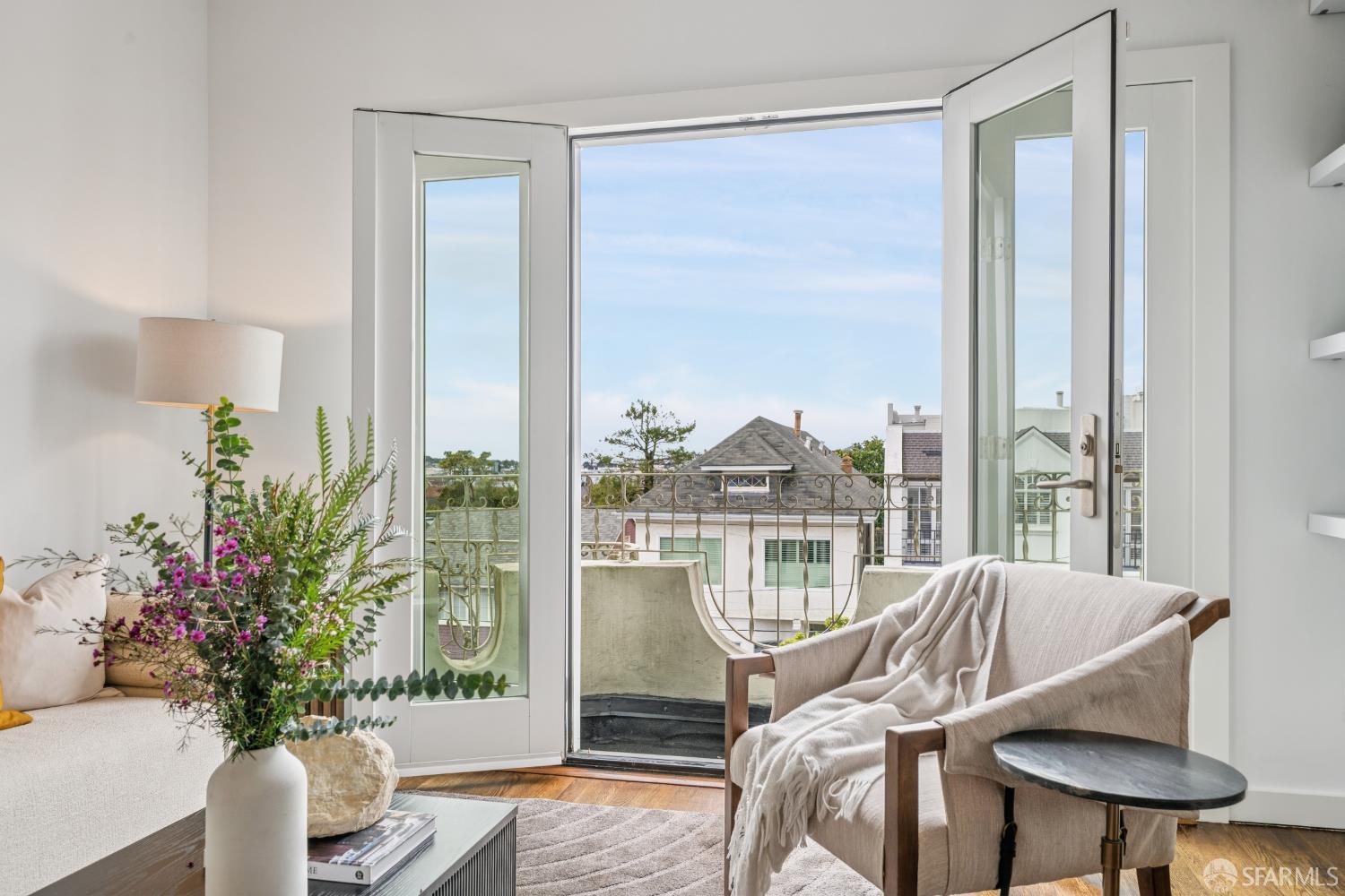 Detail Gallery Image 8 of 41 For 28 Parker Ave #302,  San Francisco,  CA 94118 - 2 Beds | 2 Baths