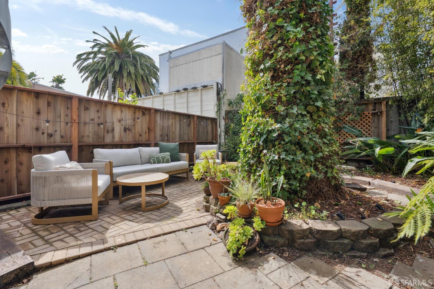 Photo #35: 426106138 Listing: Photo #35