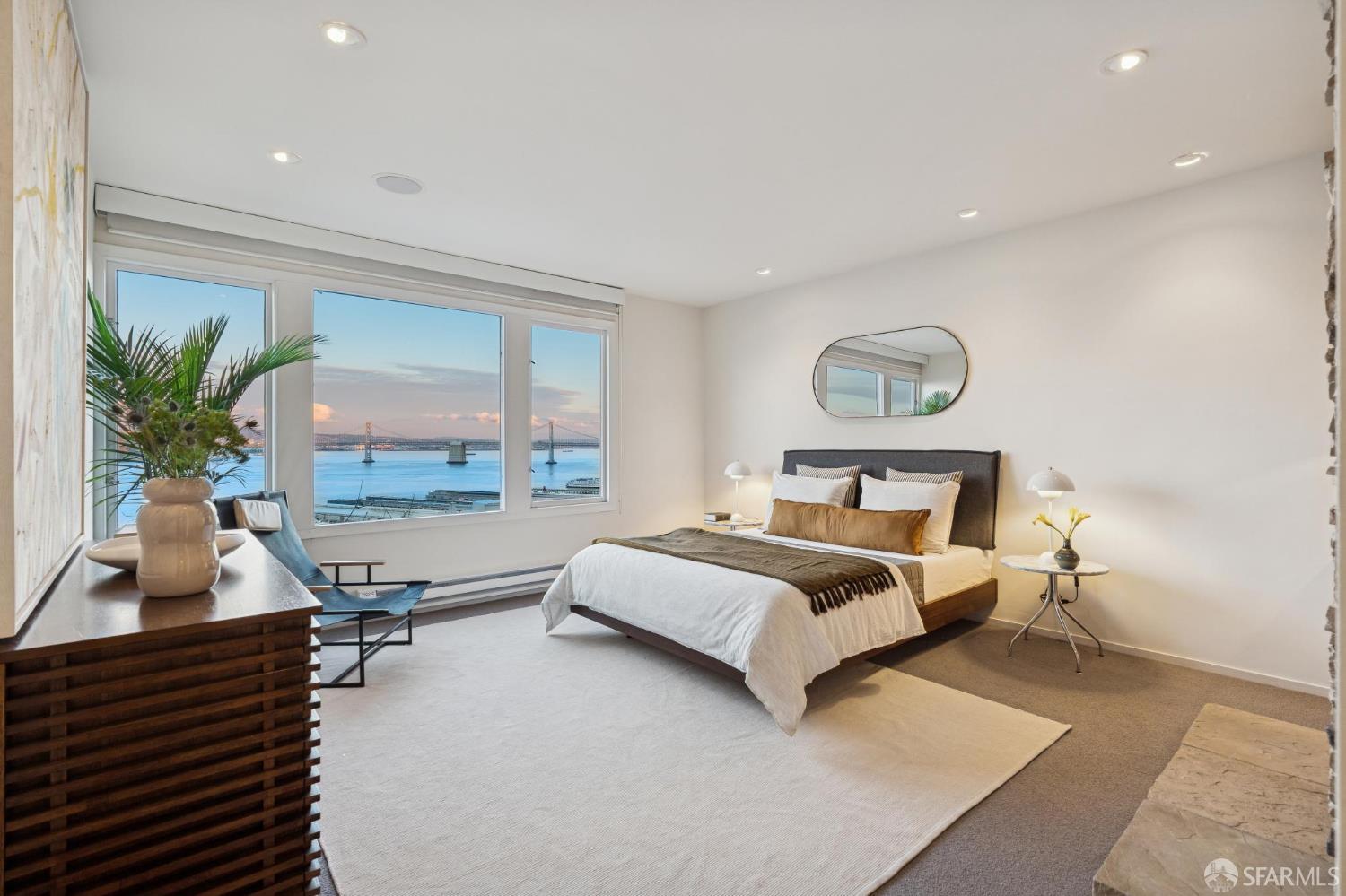 Detail Gallery Image 27 of 47 For 333 Greenwich St #3,  San Francisco,  CA 94133 - 2 Beds | 2 Baths