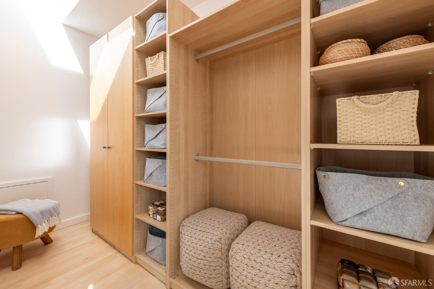 Detail Gallery Image 36 of 41 For 70 Valley St, San Francisco,  CA 94110 - 3 Beds | 2/1 Baths