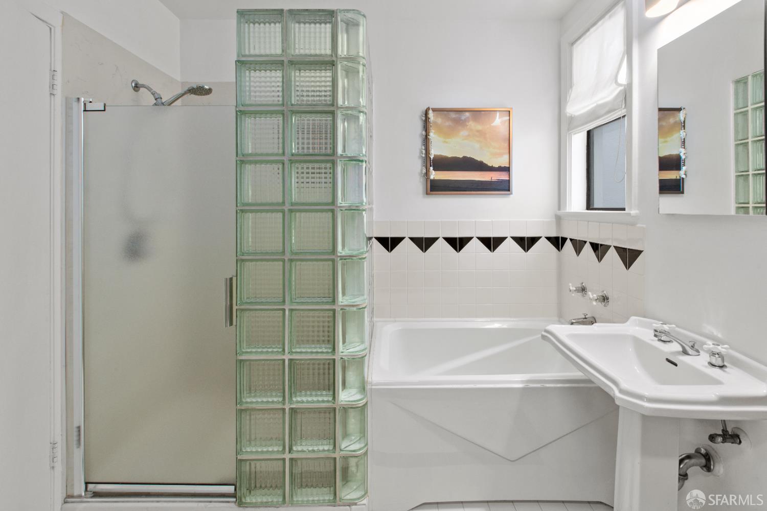 Detail Gallery Image 18 of 31 For 1230 Clay St #303,  San Francisco,  CA 94108 - 1 Beds | 1 Baths