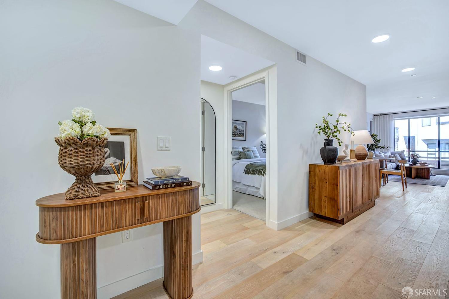 Detail Gallery Image 2 of 73 For 99 Rausch St #214,  San Francisco,  CA 94103 - 2 Beds | 2 Baths