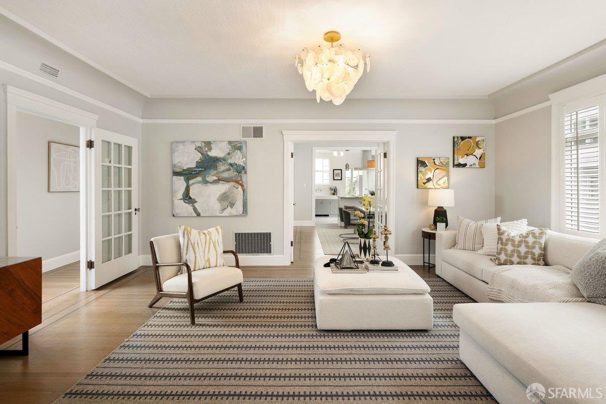 Photo #7: 426105866 Listing: Photo #7