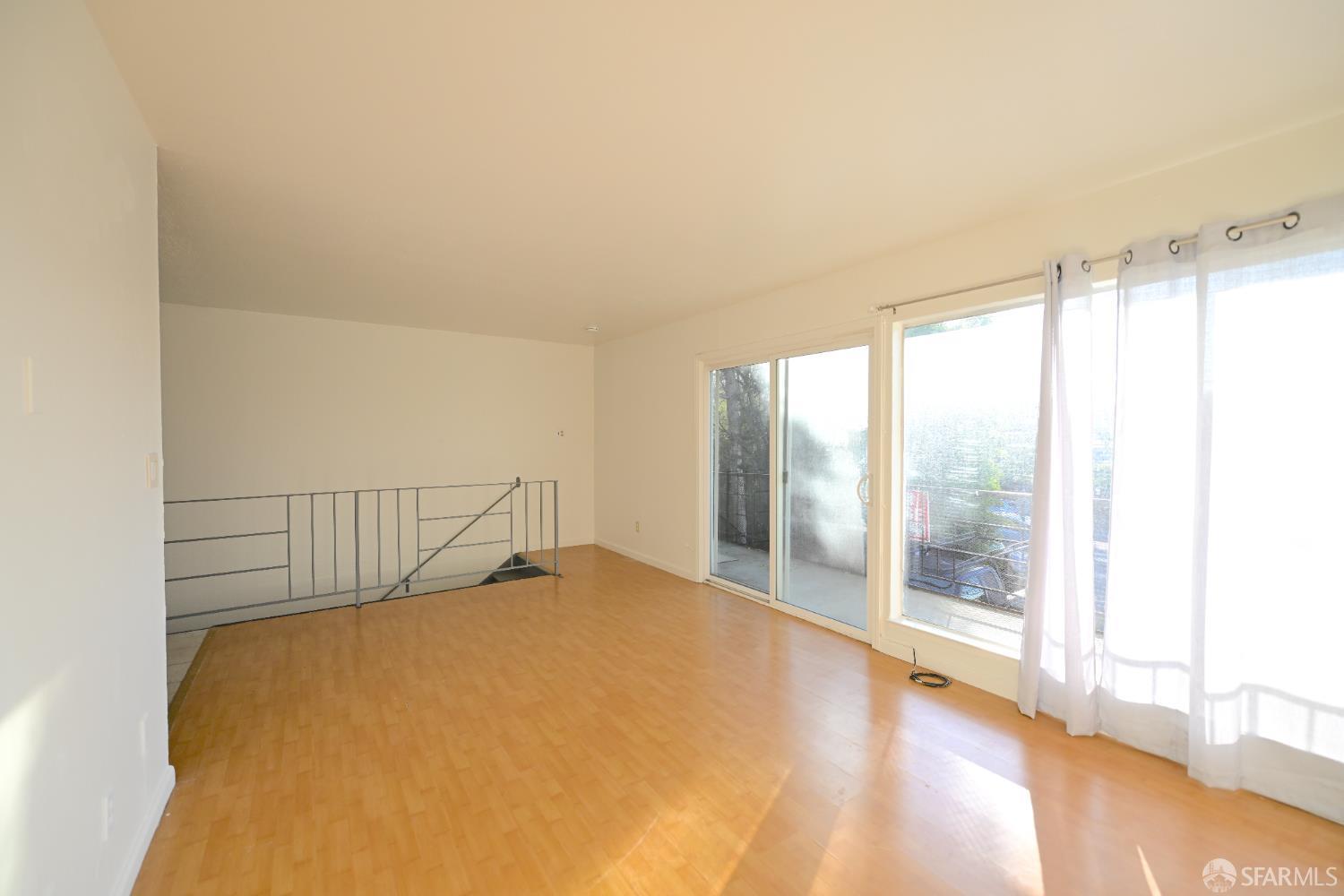 Detail Gallery Image 7 of 10 For 2241 9th St, Berkeley,  CA 94710 - – Beds | – Baths