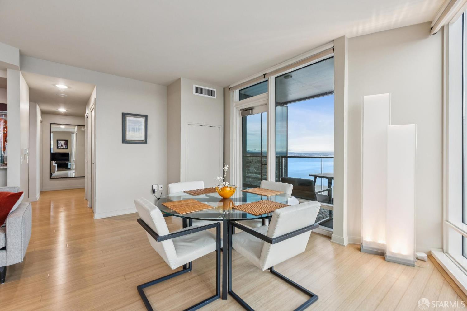 Detail Gallery Image 8 of 50 For 425 1st St #4103,  San Francisco,  CA 94105 - 2 Beds | 2 Baths