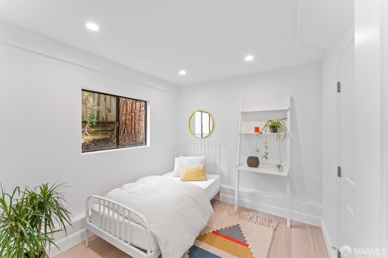 Detail Gallery Image 11 of 32 For 339 Monterey St, Brisbane,  CA 94005 - 2 Beds | 2/1 Baths