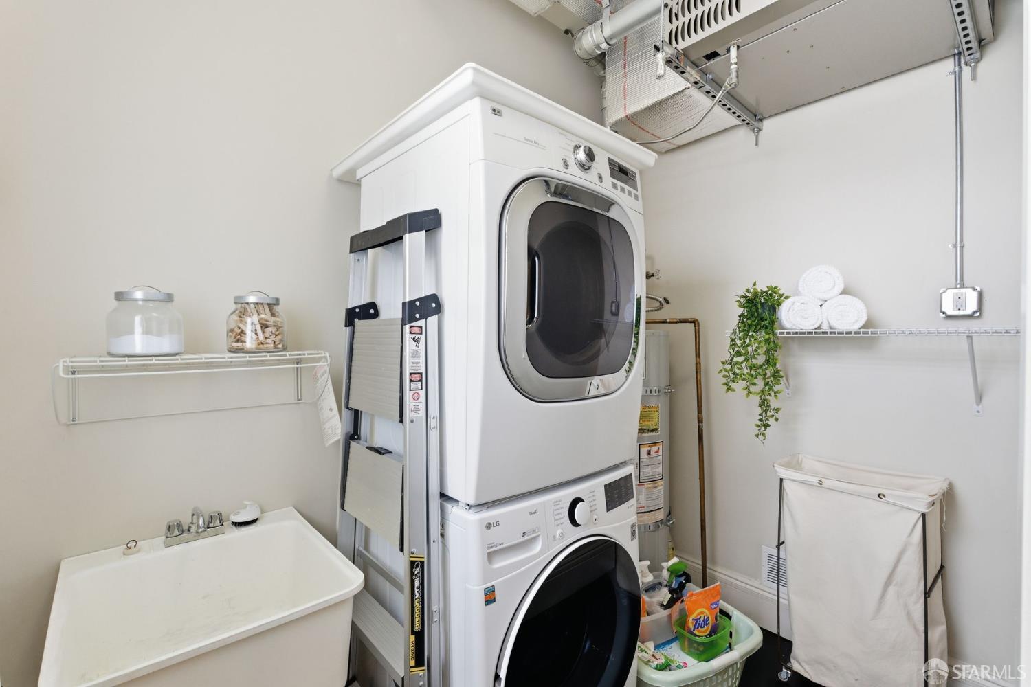 Detail Gallery Image 33 of 41 For 471 South Van Ness Ave, San Francisco,  CA 94103 - 4 Beds | 3 Baths