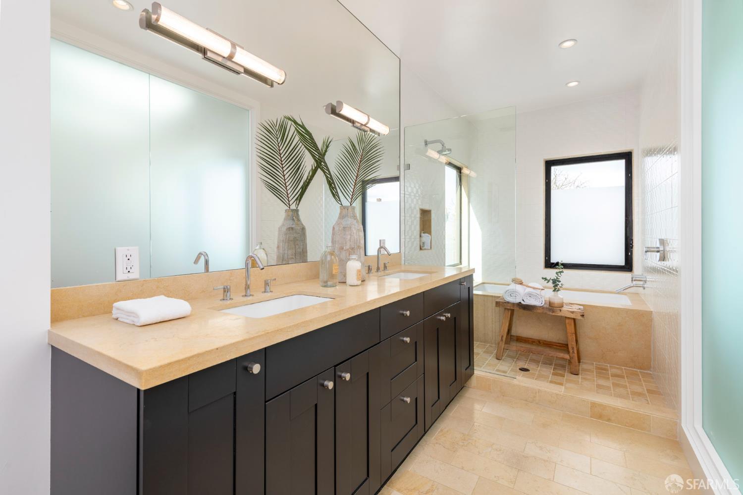 Detail Gallery Image 38 of 41 For 70 Valley St, San Francisco,  CA 94110 - 3 Beds | 2/1 Baths