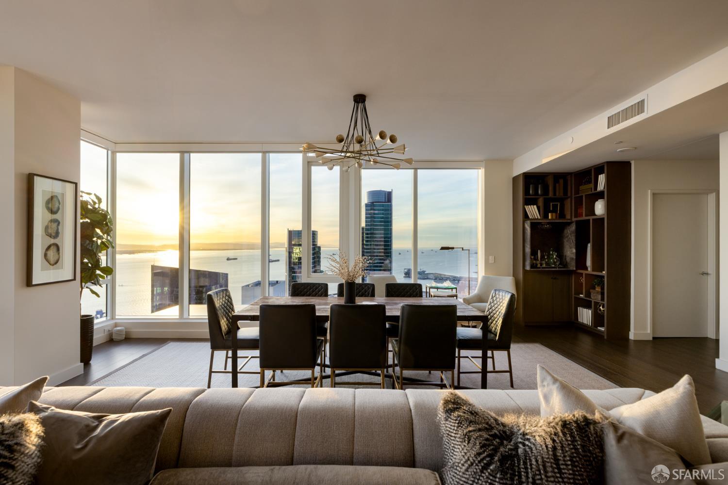 Detail Gallery Image 8 of 44 For 488 Folsom St #5301,  San Francisco,  CA 94105 - 3 Beds | 5/1 Baths