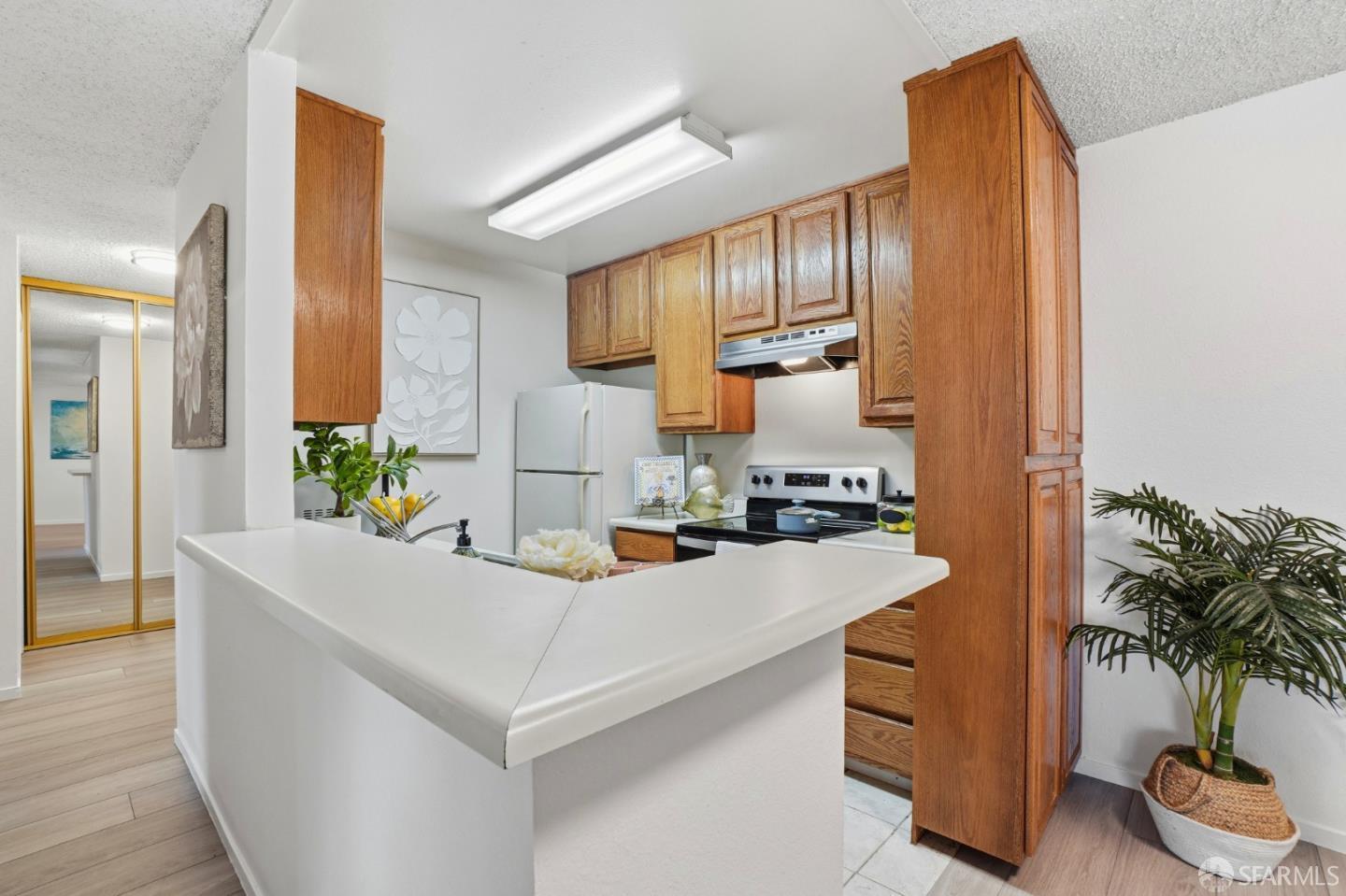 Detail Gallery Image 5 of 26 For 101 Piccadilly Pl #D,  San Bruno,  CA 94066 - 2 Beds | 1 Baths