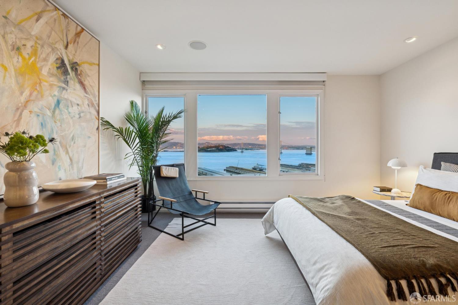 Detail Gallery Image 26 of 47 For 333 Greenwich St #3,  San Francisco,  CA 94133 - 2 Beds | 2 Baths