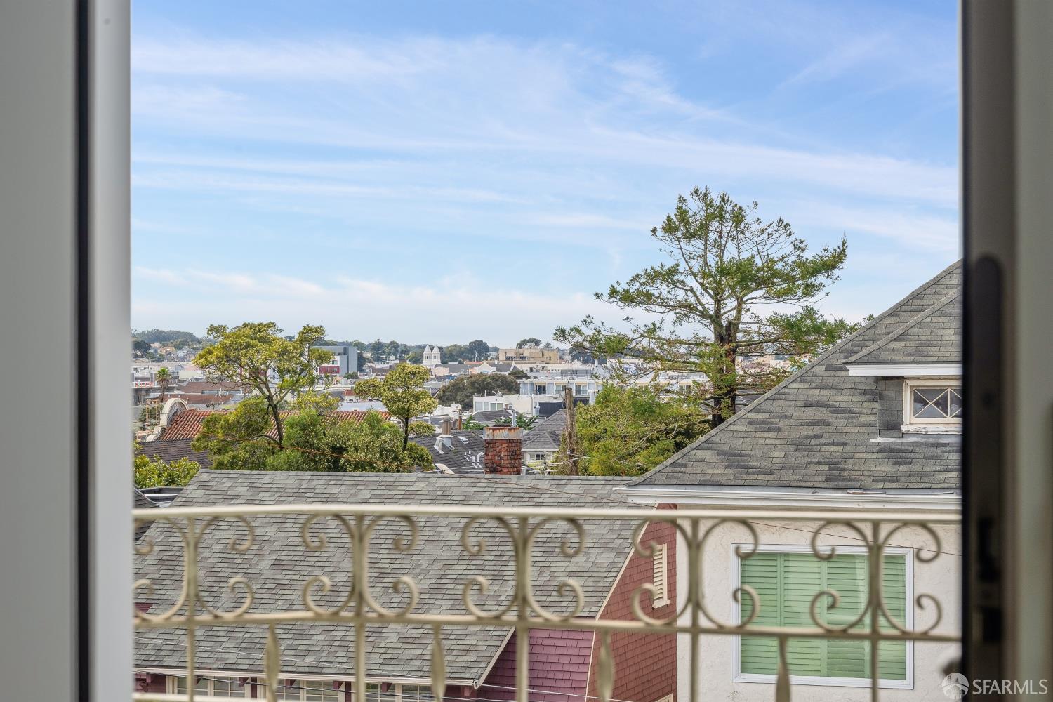 Detail Gallery Image 10 of 41 For 28 Parker Ave #302,  San Francisco,  CA 94118 - 2 Beds | 2 Baths