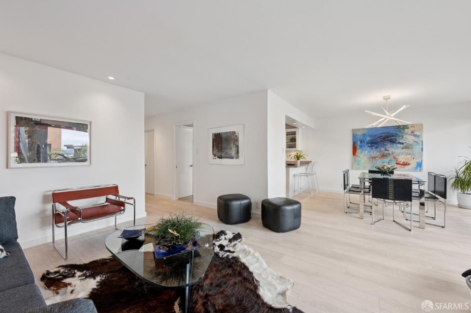 Detail Gallery Image 8 of 64 For 136 Clifford Ter, San Francisco,  CA 94117 - 3 Beds | 2 Baths