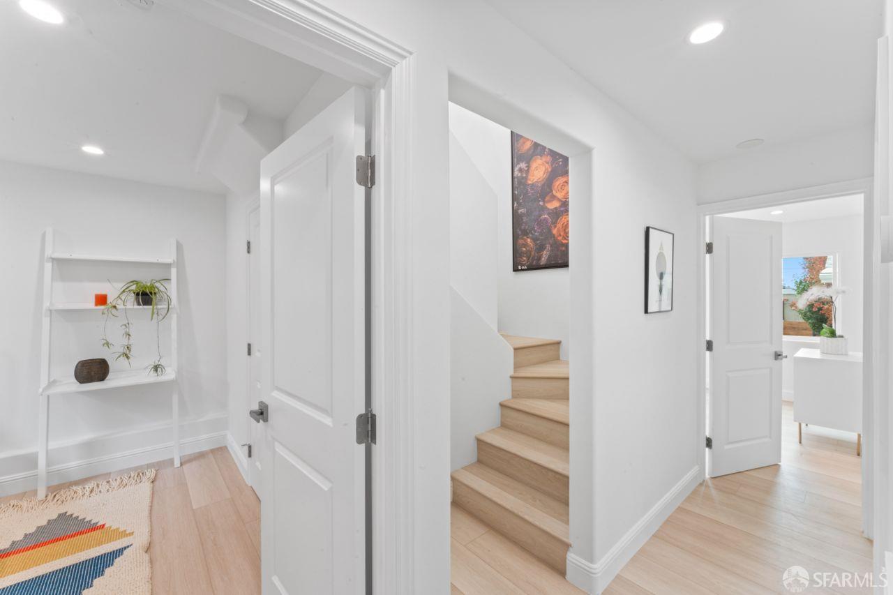 Detail Gallery Image 10 of 32 For 339 Monterey St, Brisbane,  CA 94005 - 2 Beds | 2/1 Baths