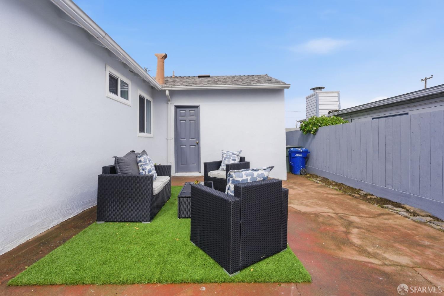 Detail Gallery Image 20 of 35 For 13 Elkwood Dr, South San Francisco,  CA 94080 - 3 Beds | 1 Baths