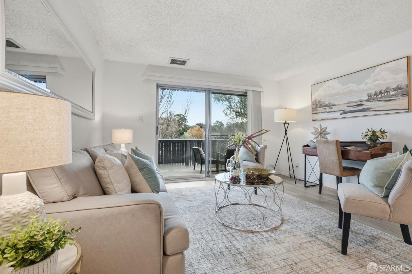 Detail Gallery Image 3 of 26 For 101 Piccadilly Pl #D,  San Bruno,  CA 94066 - 2 Beds | 1 Baths