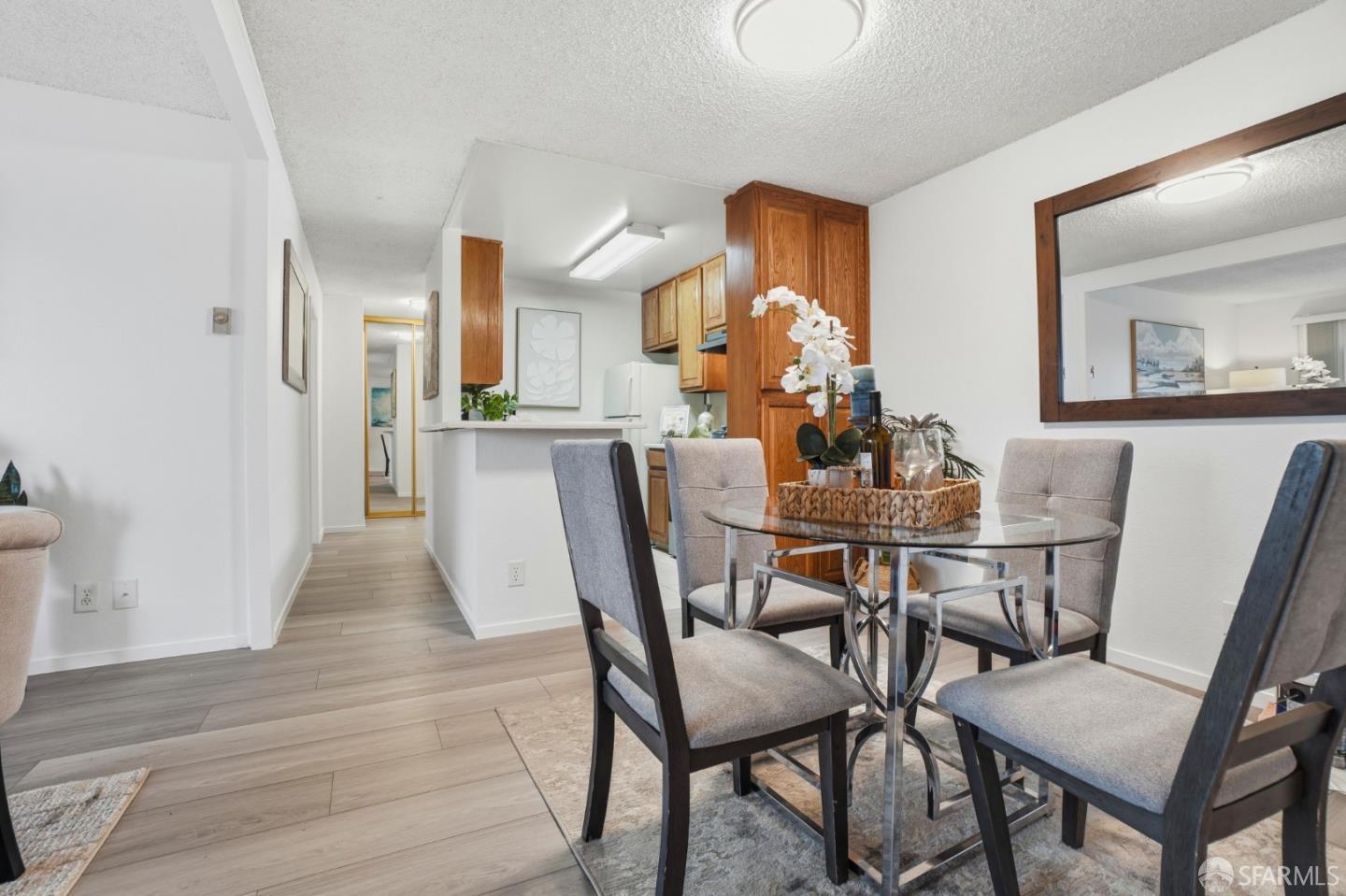 Detail Gallery Image 11 of 26 For 101 Piccadilly Pl #D,  San Bruno,  CA 94066 - 2 Beds | 1 Baths