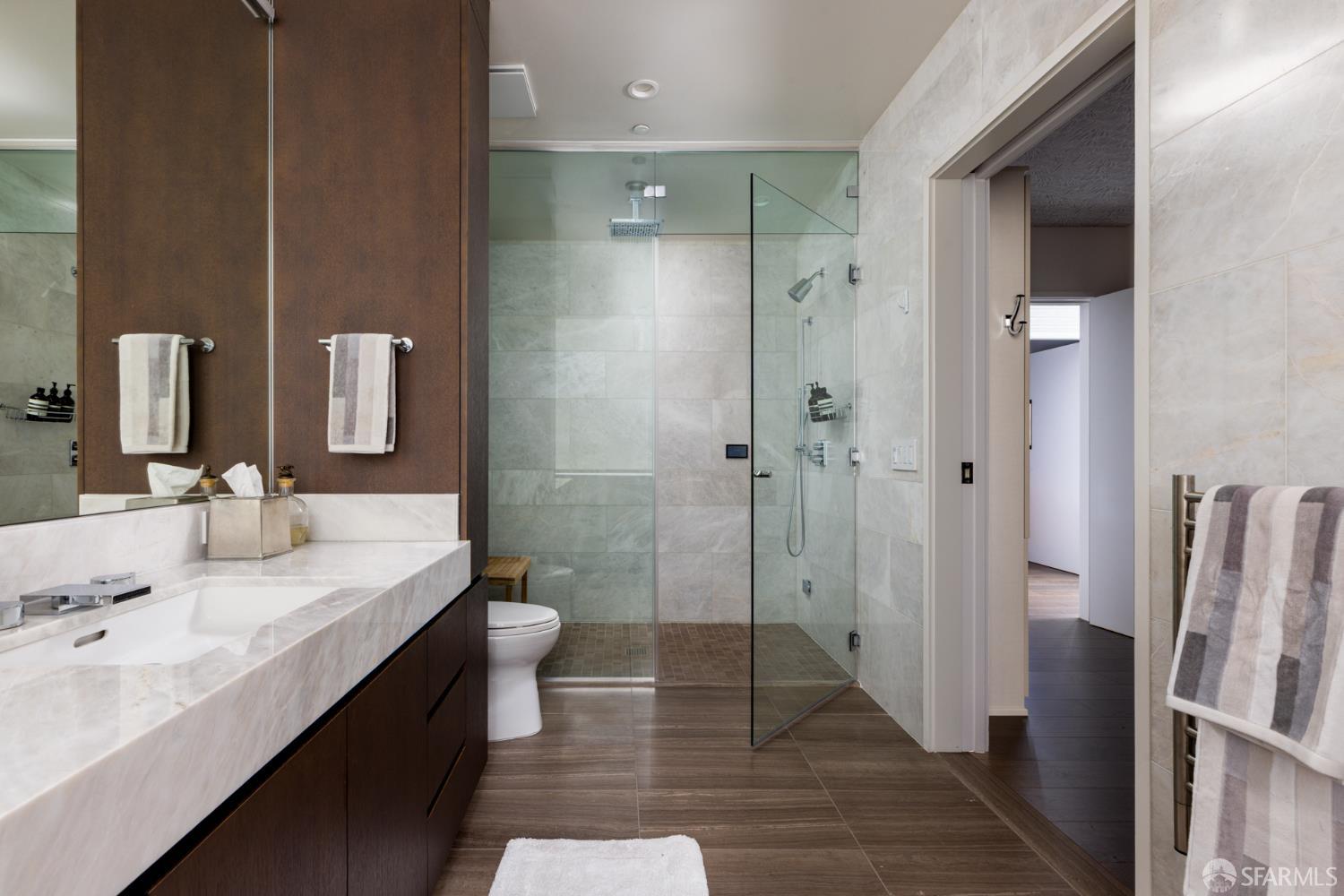 Detail Gallery Image 26 of 44 For 488 Folsom St #5301,  San Francisco,  CA 94105 - 3 Beds | 5/1 Baths