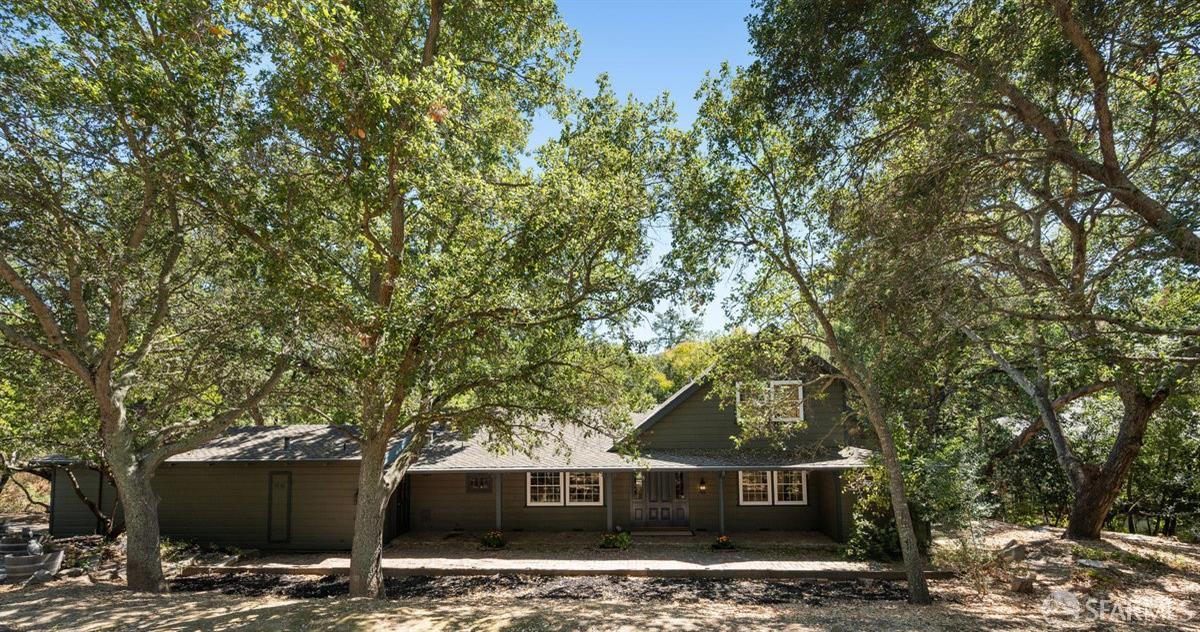 Detail Gallery Image 3 of 69 For 5262 Alhambra Valley Rd, Martinez,  CA 94553 - 5 Beds | 3/1 Baths