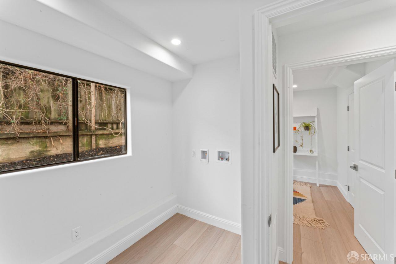 Detail Gallery Image 14 of 32 For 339 Monterey St, Brisbane,  CA 94005 - 2 Beds | 2/1 Baths