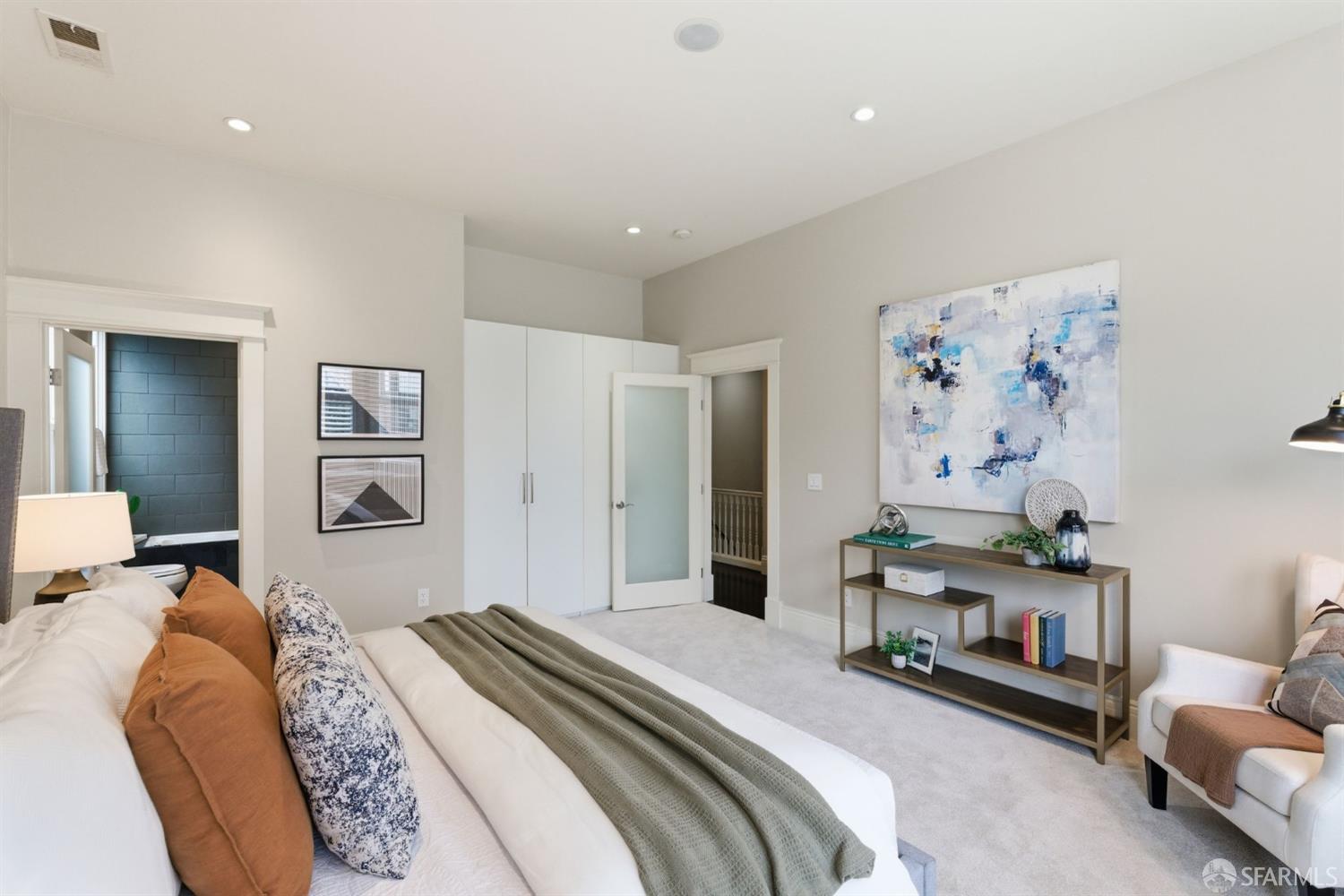 Detail Gallery Image 16 of 41 For 471 South Van Ness Ave, San Francisco,  CA 94103 - 4 Beds | 3 Baths