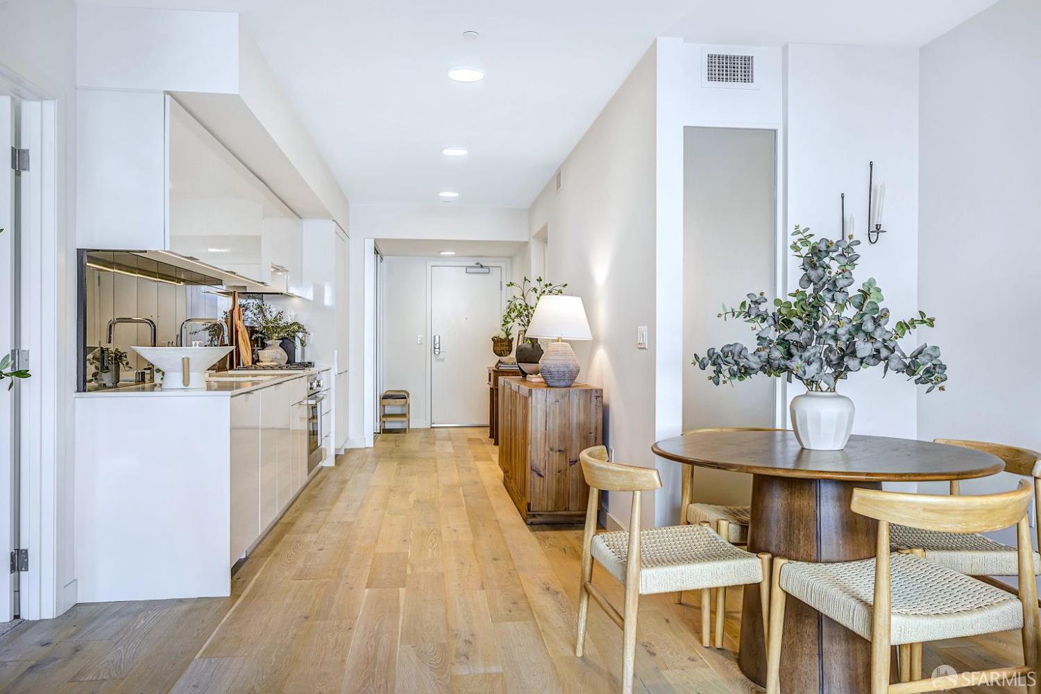 Detail Gallery Image 16 of 73 For 99 Rausch St #214,  San Francisco,  CA 94103 - 2 Beds | 2 Baths