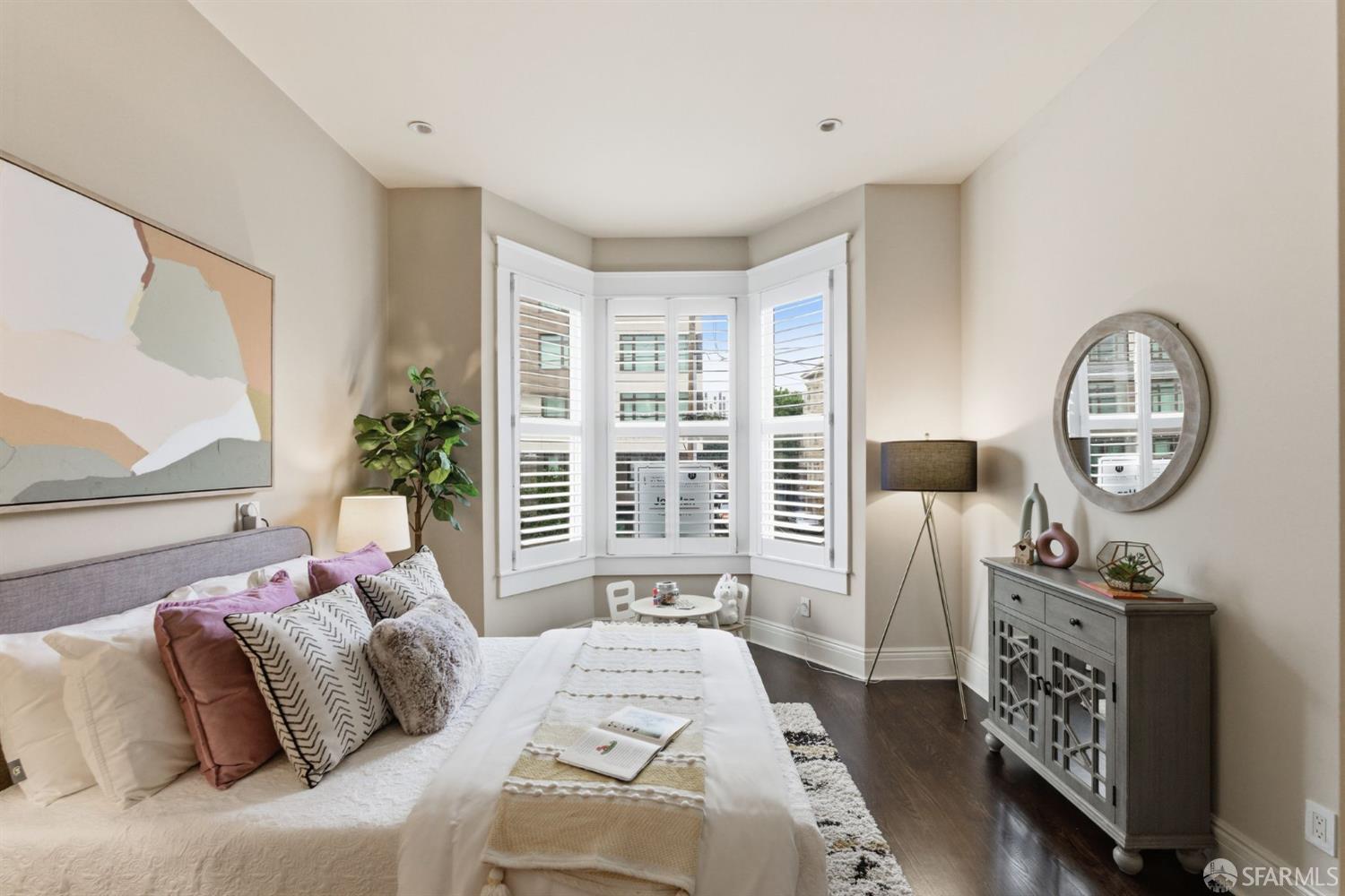 Detail Gallery Image 28 of 41 For 471 South Van Ness Ave, San Francisco,  CA 94103 - 4 Beds | 3 Baths