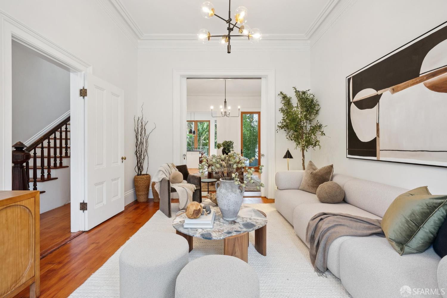 Detail Gallery Image 4 of 41 For 1321 South Van Ness Ave, San Francisco,  CA 94110 - 3 Beds | 1/1 Baths