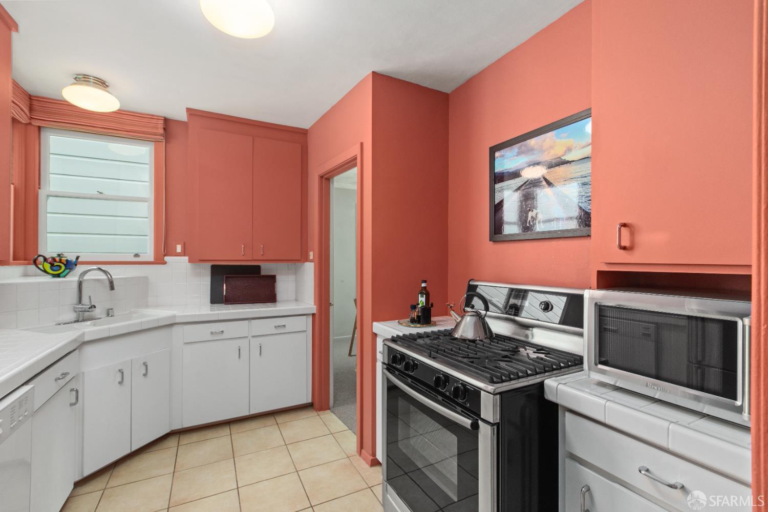Detail Gallery Image 12 of 31 For 1230 Clay St #303,  San Francisco,  CA 94108 - 1 Beds | 1 Baths