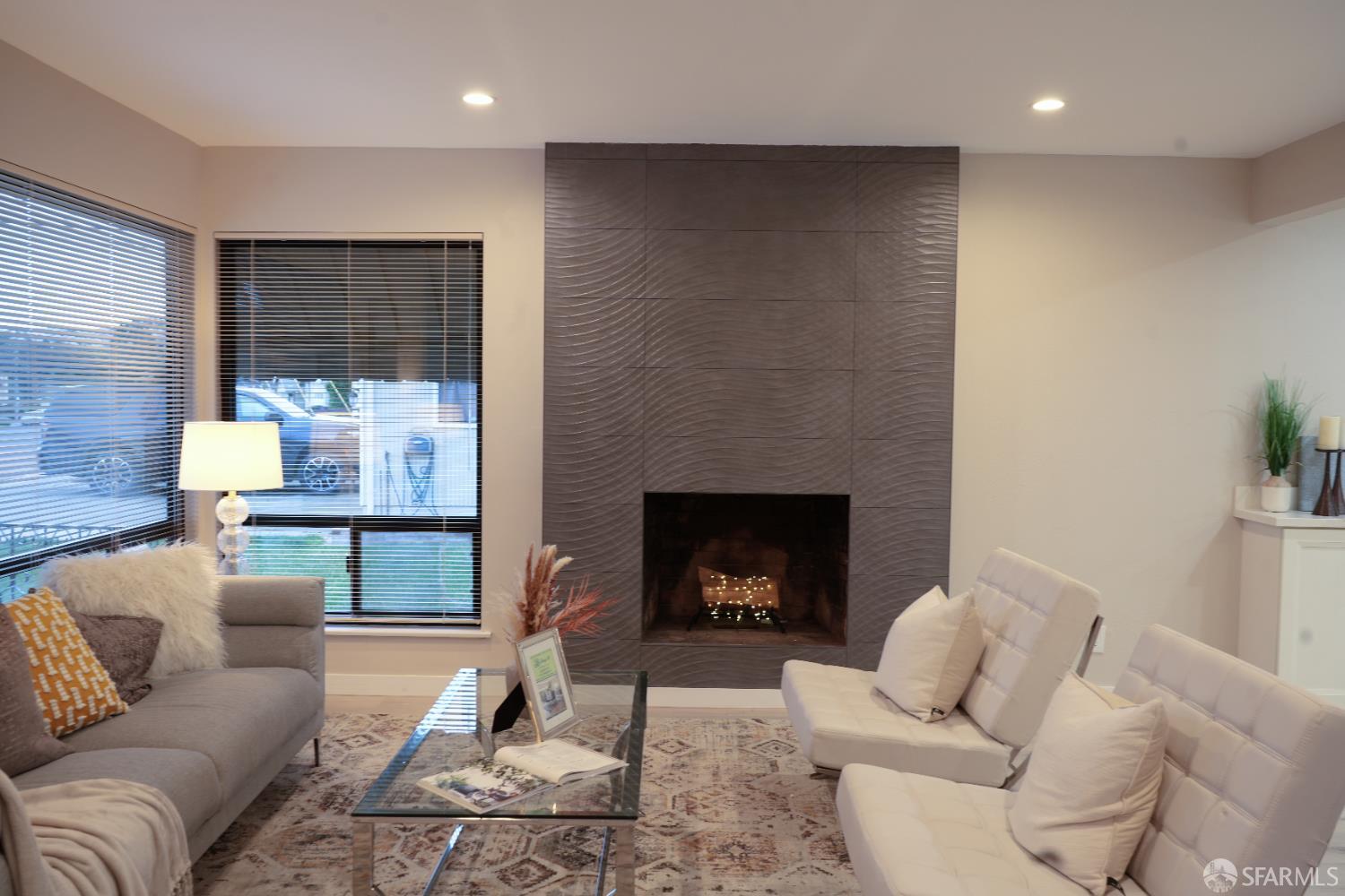 Detail Gallery Image 6 of 49 For 340 Alta Mesa Dr, South San Francisco,  CA 94080 - 4 Beds | 3 Baths