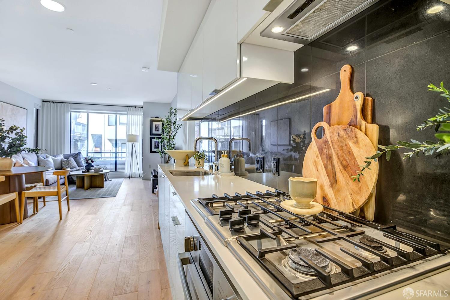 Detail Gallery Image 8 of 73 For 99 Rausch St #214,  San Francisco,  CA 94103 - 2 Beds | 2 Baths