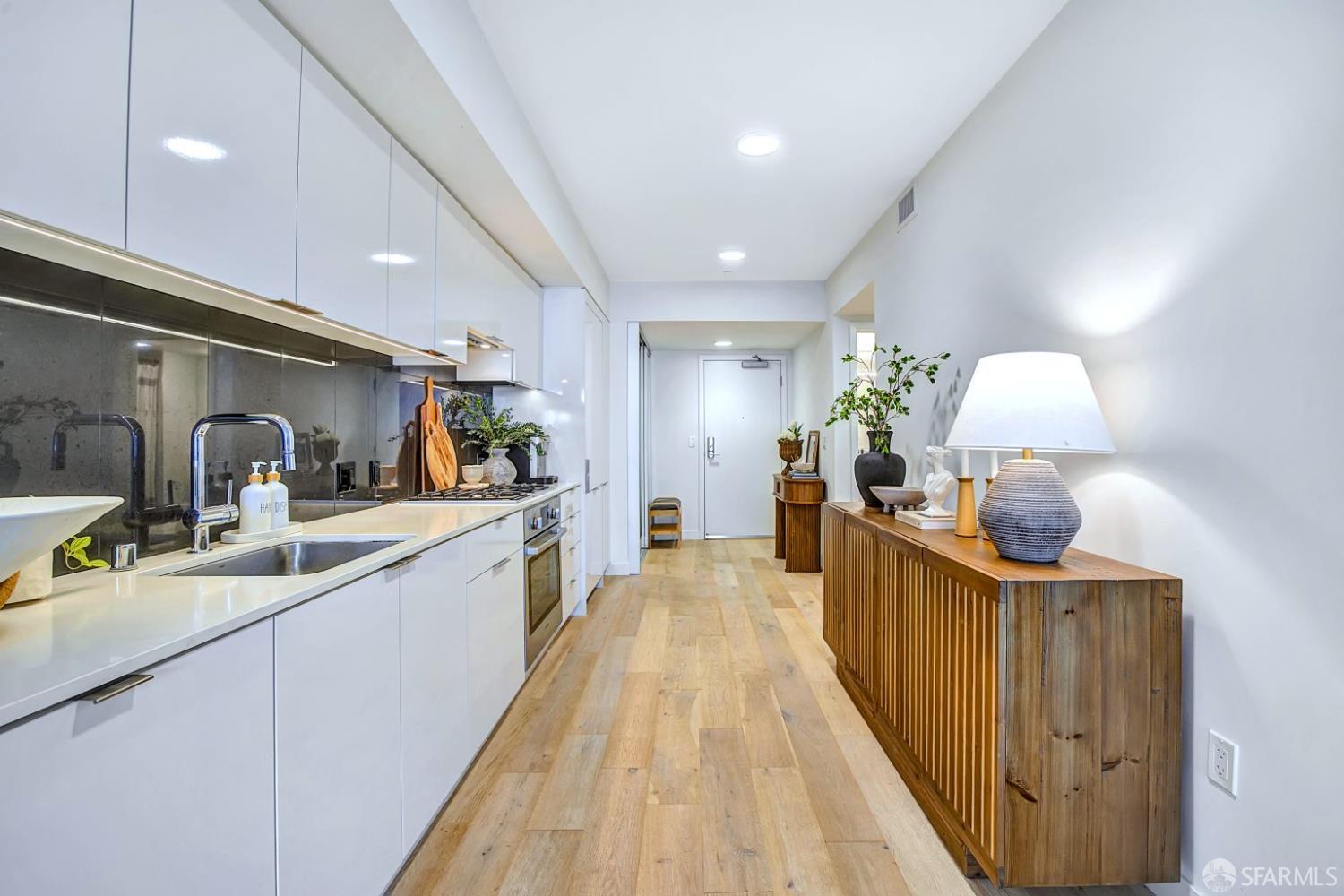 Detail Gallery Image 6 of 73 For 99 Rausch St #214,  San Francisco,  CA 94103 - 2 Beds | 2 Baths