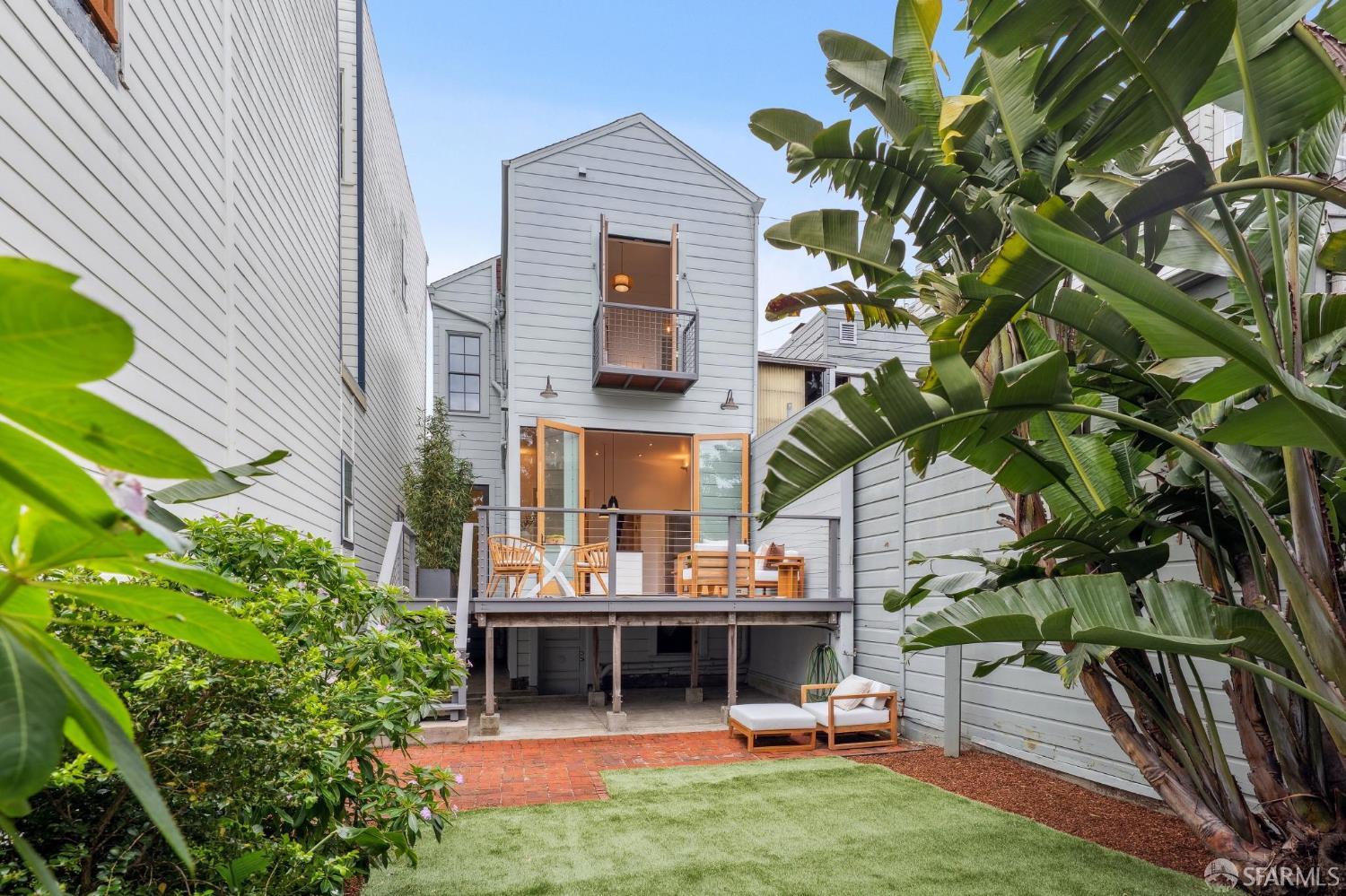 Detail Gallery Image 12 of 41 For 1321 South Van Ness Ave, San Francisco,  CA 94110 - 3 Beds | 1/1 Baths