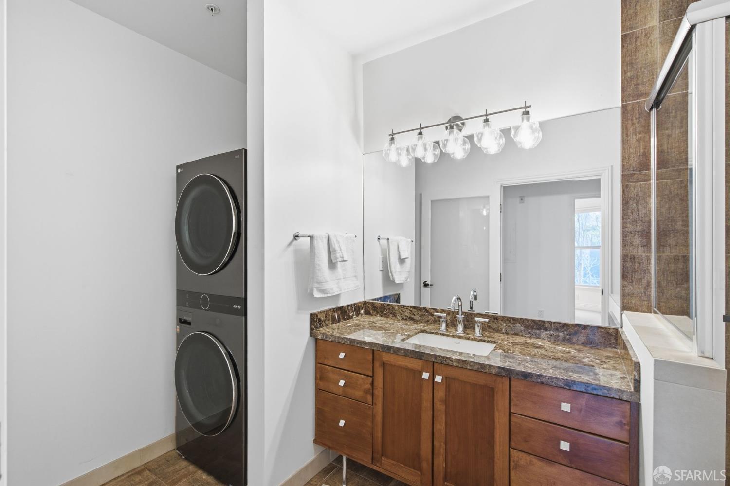 Detail Gallery Image 21 of 29 For 1699 Valencia St #306,  San Francisco,  CA 94110 - 2 Beds | 2 Baths