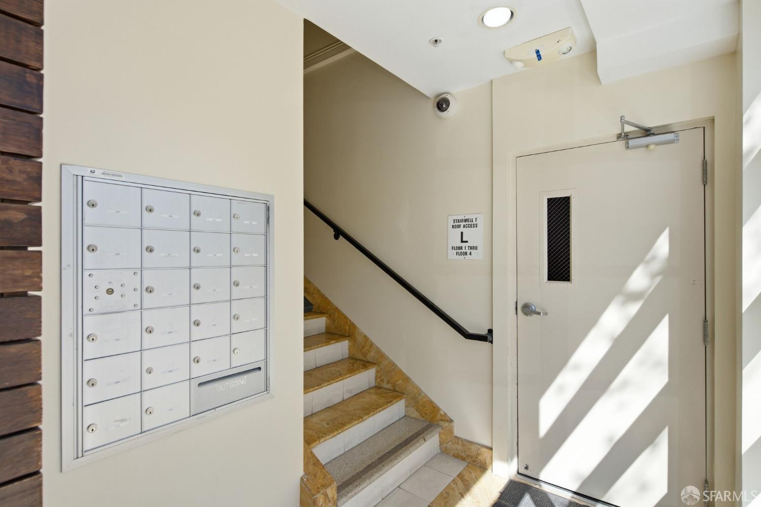 Detail Gallery Image 24 of 29 For 1699 Valencia St #306,  San Francisco,  CA 94110 - 2 Beds | 2 Baths