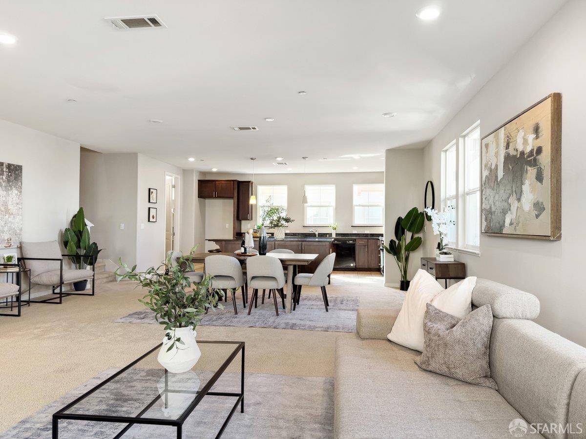 Detail Gallery Image 7 of 45 For 1017 Ocean View Ave, Daly City,  CA 94014 - 3 Beds | 2/1 Baths