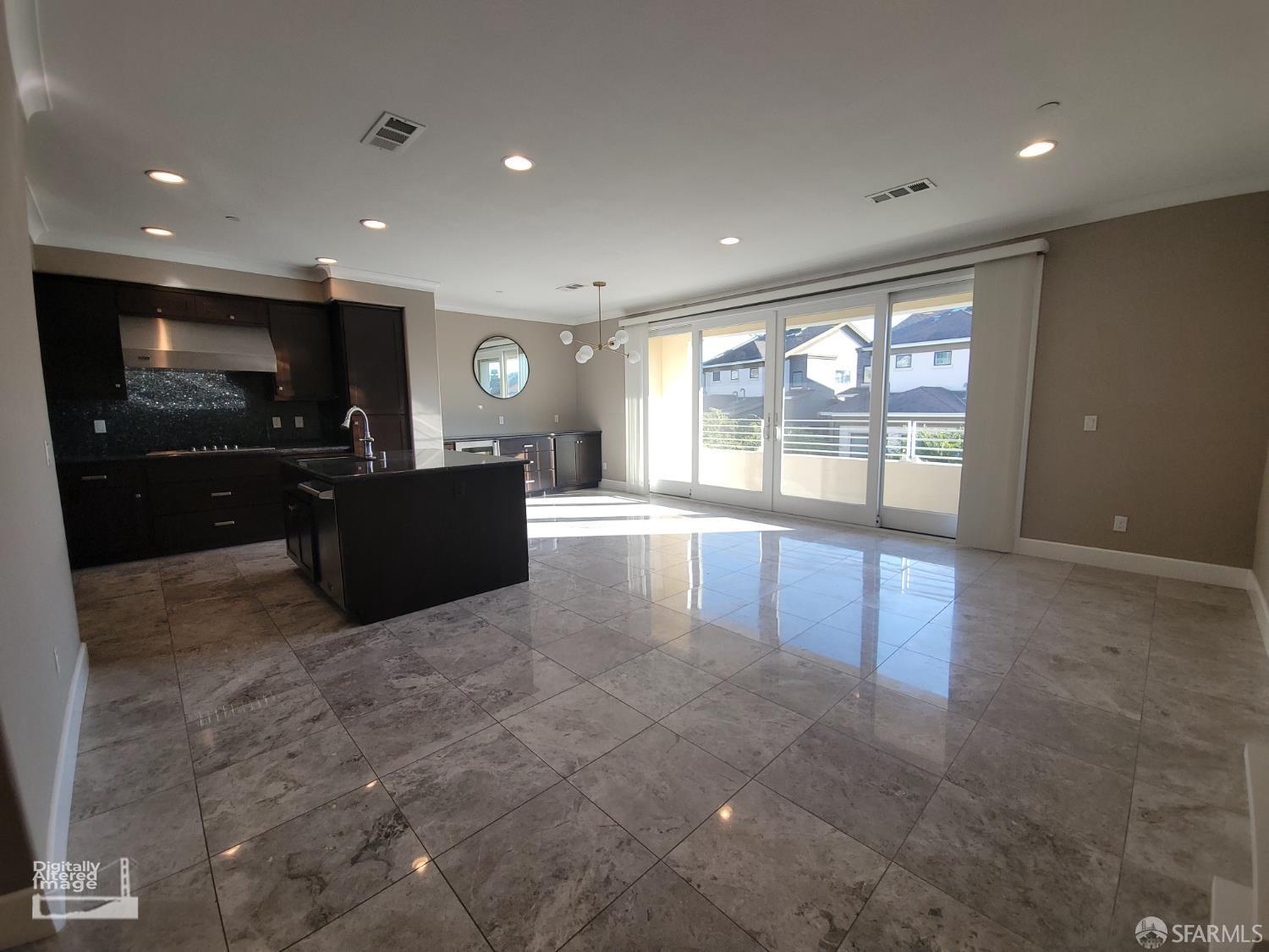 Detail Gallery Image 12 of 48 For 138 Summit Way #138,  San Francisco,  CA 94132 - 3 Beds | 2/1 Baths