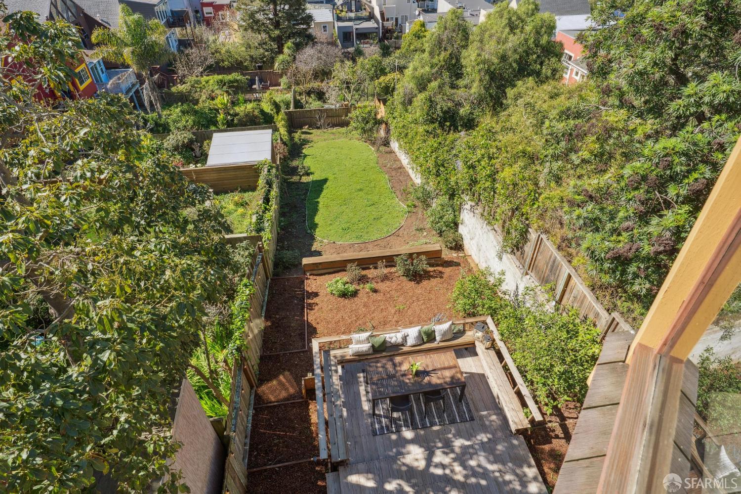 Detail Gallery Image 38 of 81 For 250 Peralta Ave, San Francisco,  CA 94110 - 4 Beds | 3 Baths