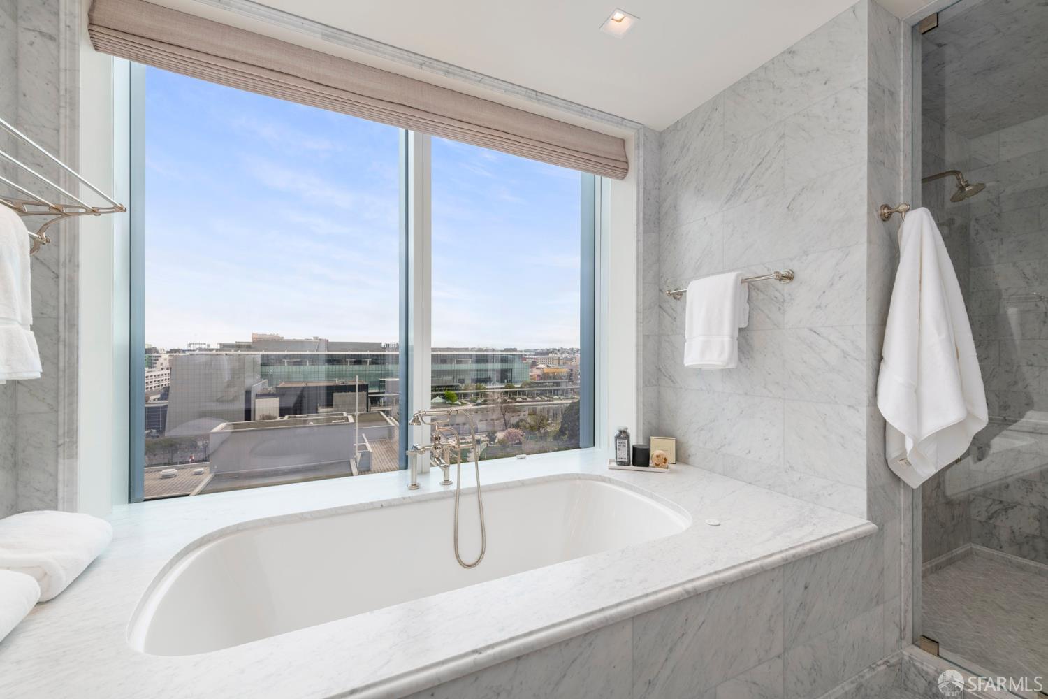 Photo #27: 426106837 Listing: Photo #27