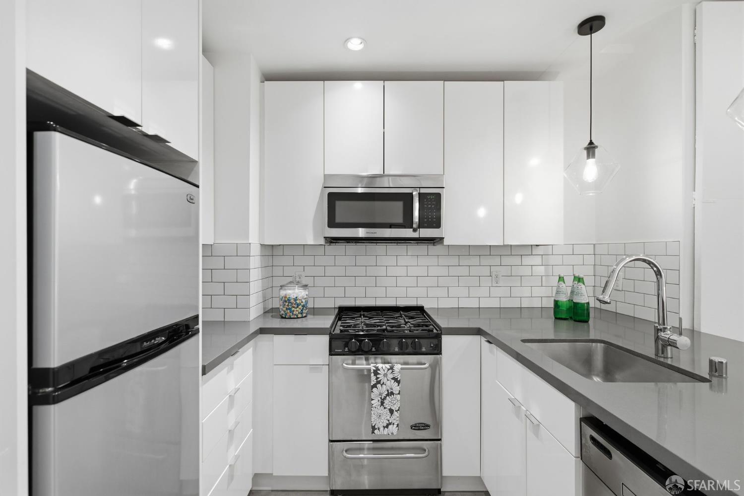 Detail Gallery Image 6 of 24 For 901 Bush St #103,  San Francisco,  CA 94109 - 1 Beds | 1 Baths