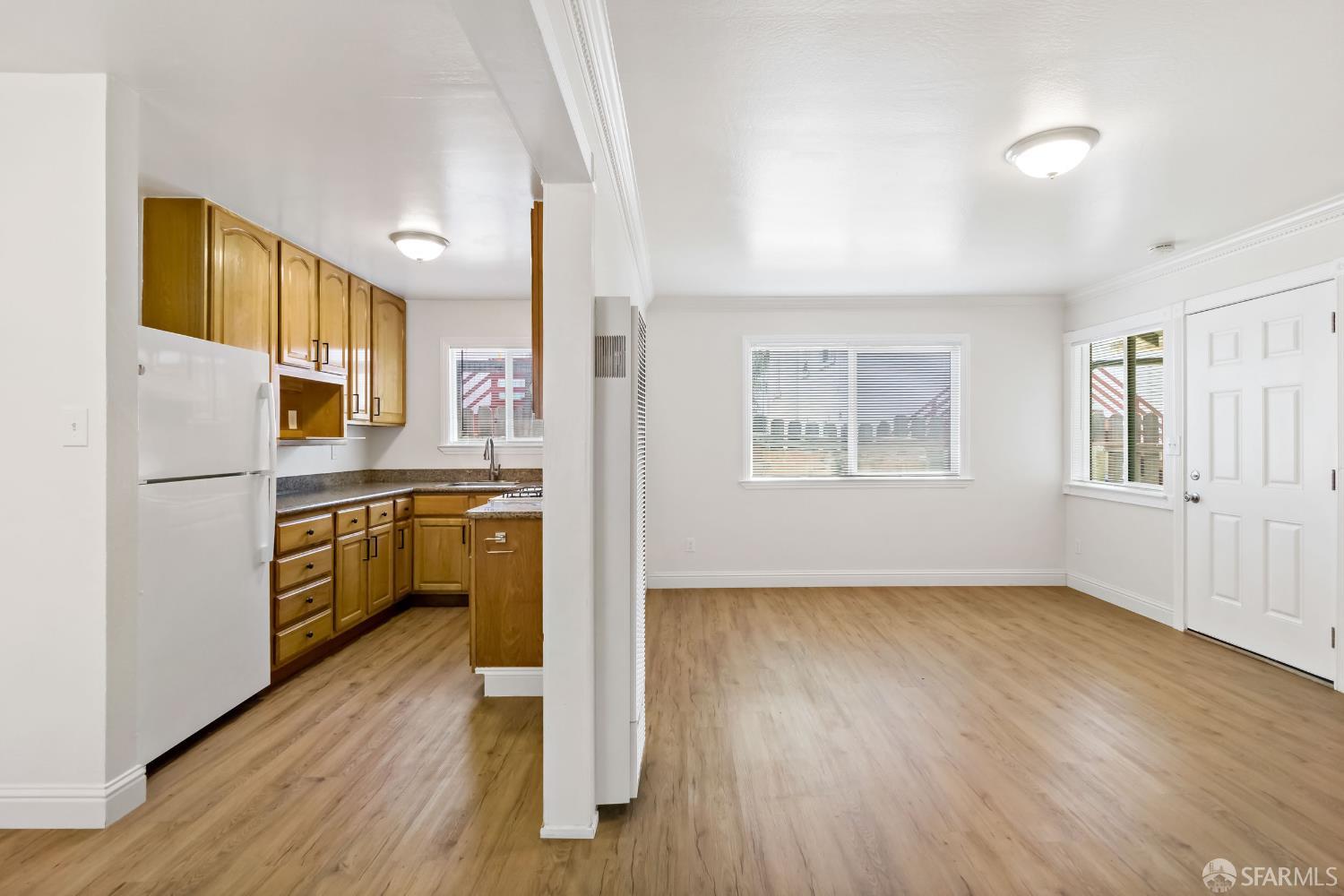 Detail Gallery Image 4 of 35 For 616 3rd St, Richmond,  CA 94801 - 3 Beds | 1 Baths