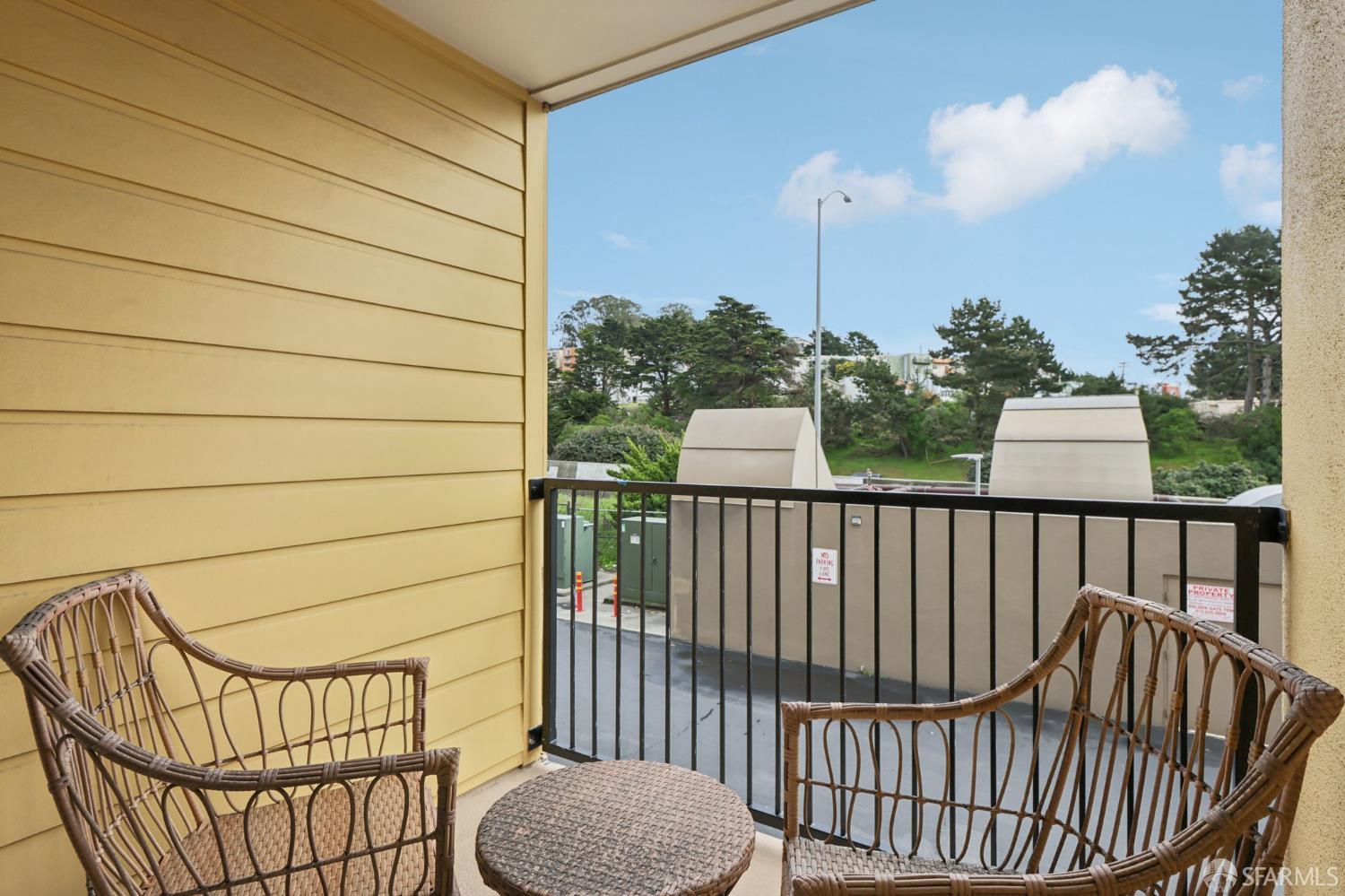 Detail Gallery Image 18 of 22 For 8300 Oceanview Ter #203,  San Francisco,  CA 94132 - 1 Beds | 1 Baths