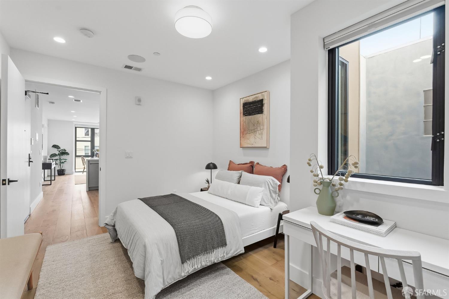 Detail Gallery Image 14 of 32 For 4171 24th St #201,  San Francisco,  CA 94114 - 2 Beds | 1 Baths