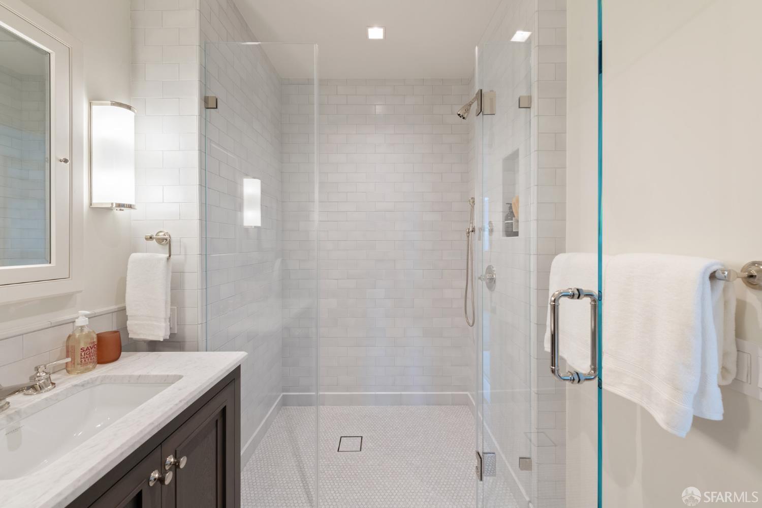 Photo #56: 426106837 Listing: Photo #56