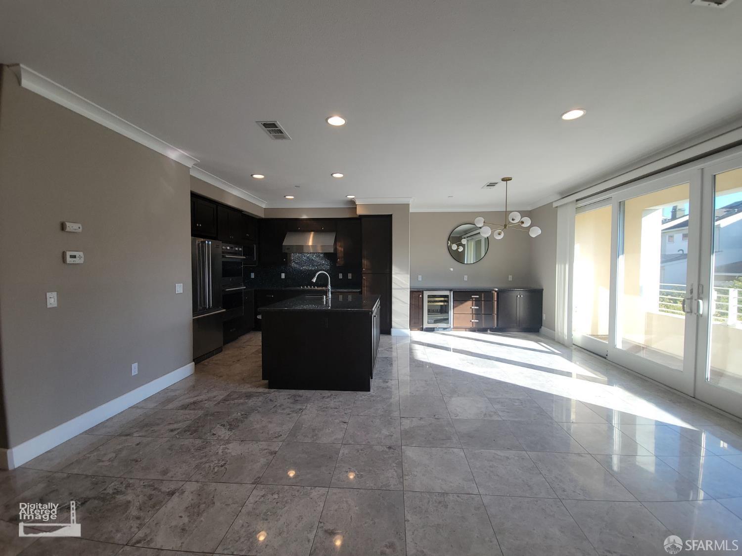 Detail Gallery Image 13 of 48 For 138 Summit Way #138,  San Francisco,  CA 94132 - 3 Beds | 2/1 Baths