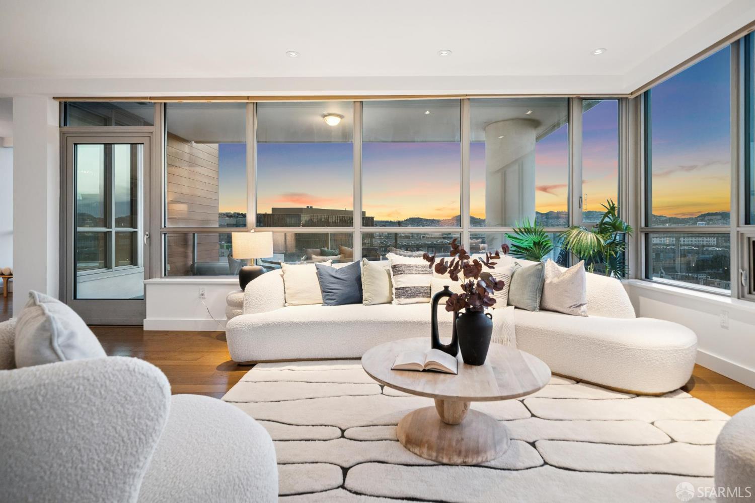 Detail Gallery Image 9 of 50 For 718 Long Bridge St #805,  San Francisco,  CA 94158 - 2 Beds | 2 Baths